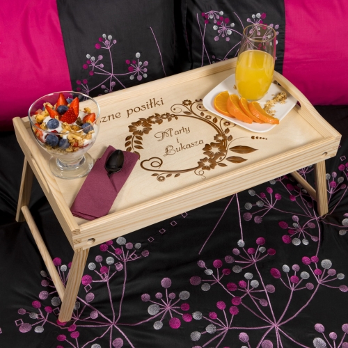 DREWNIANY STOLIK ŚNIADANIOWY prezent dla nowożeńców z imionami