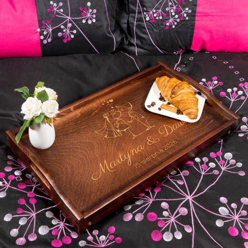 ROMANTYCZNY PREZENT ŚLUBNY stolik drewniany z grawerem 