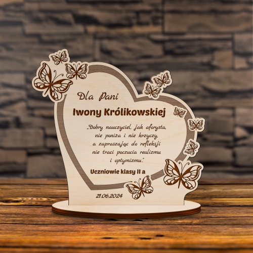 DREWNIANA STATUETKA MOTYLKI upominek dla wychowawcy od klasy