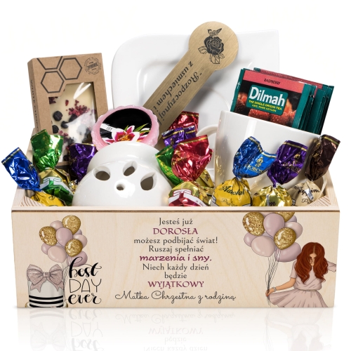 Kosz prezentowy skrzyneczka z kominkiem PREZENT URODZINOWY nadruk