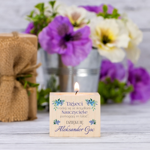ŚWIECZNIK upominki dla nauczyciela z dedykacją nadruk