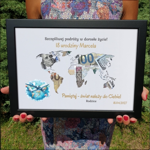 RAMKA NA PIENIĄDZE prezent na 18tkę mapa świata z życzeniami
