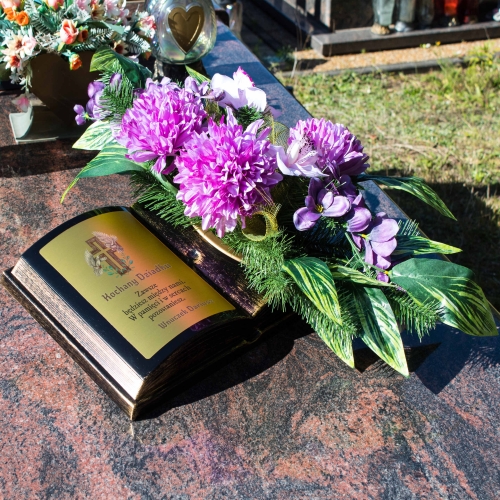 KOMPOZYCJA NAGROBNA donica księga i duży stroik ozdoba na cmentarz