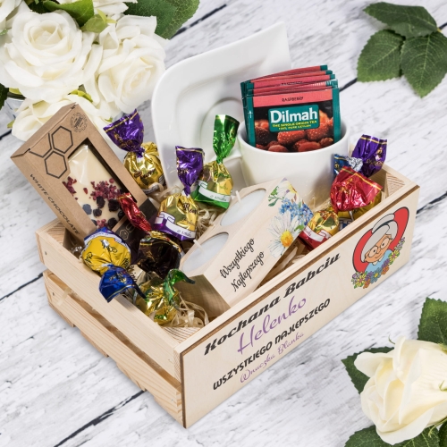 SUPER KOSZ PREZENTOWY zestaw dla Babci na Dzień Babci z imieniem