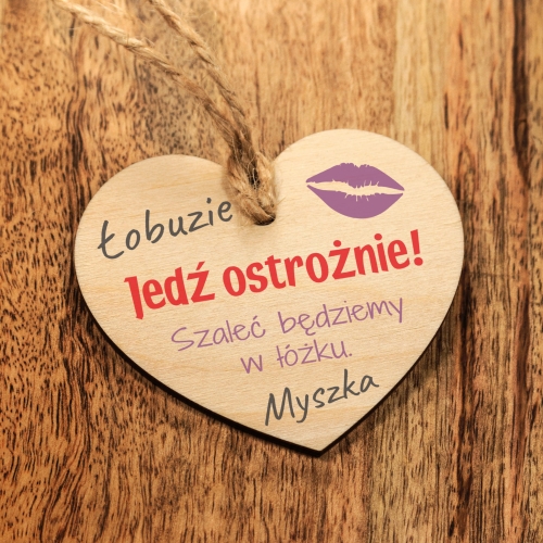 DREWNIANA ZAWIESZKA DO AUTA serce super prezent Dzień Zakochanych