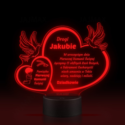 Wielokolorowa statuetka LED z personalizowanym grawerem idealna jako pamiątka komunii dla chłopca