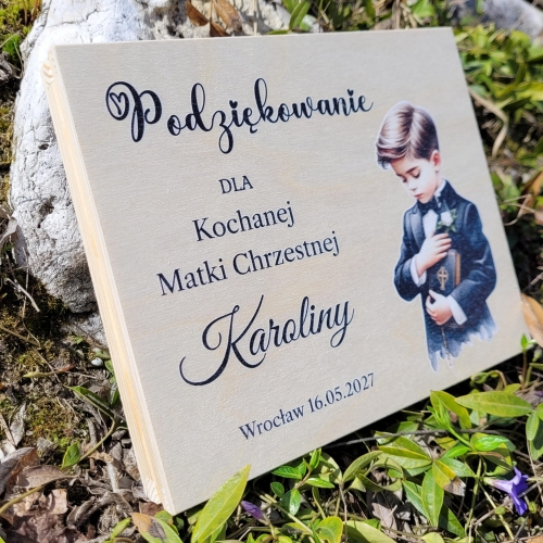 Podaruj Merci w drewnianym pudełku jako oryginalne podziękowanie dla Matki Chrzestnej