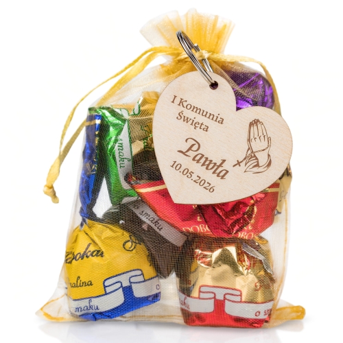 Słodka pamiątka breloczek z cukierkami jako podziękowanie dla gości komunii