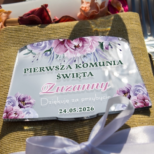 Srebrny magnes z datą i imieniem prosta pamiątka dla gości komunijnych