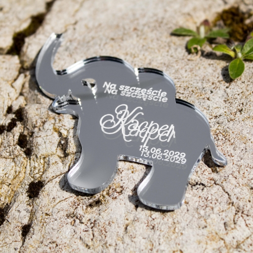 Srebrny magnes słonik podziękowanie dla gości na urodziny z imieniem