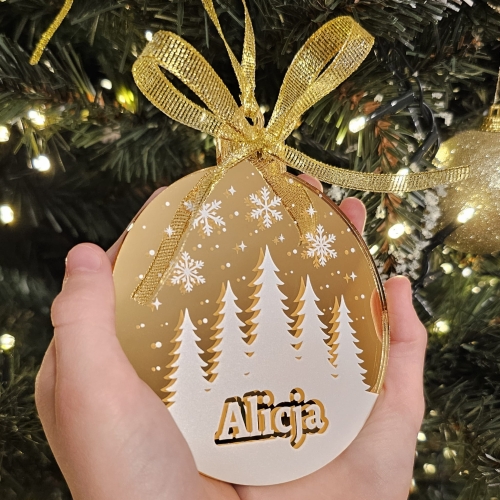 Szklana bombka choinkowa z imieniem - prezent na święta