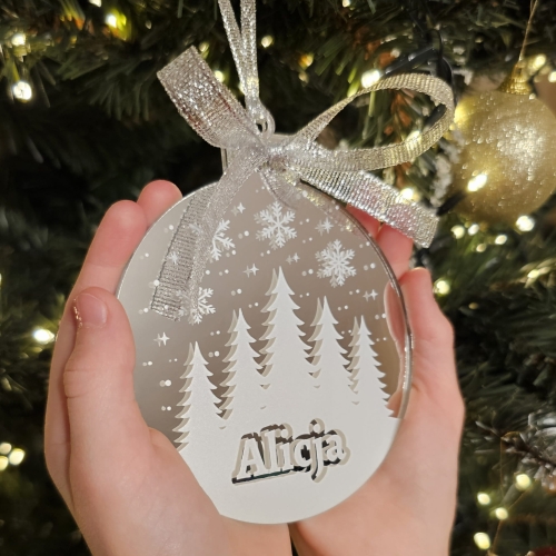 Szklana bombka choinkowa z imieniem - prezent na święta