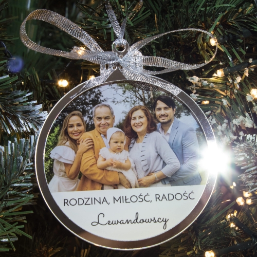 Rodzinna bombka na choinkę ze zdjęciem – personalizowana ozdoba 
