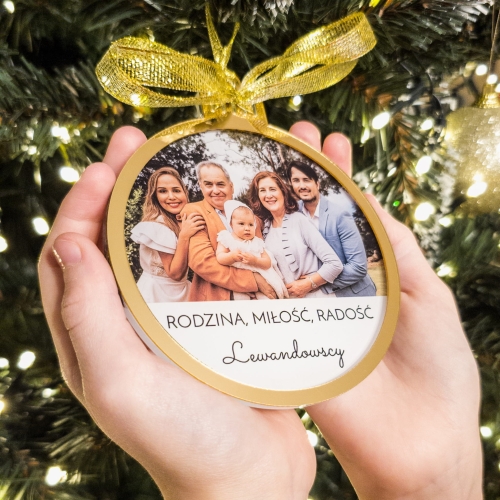 Rodzinna bombka na choinkę ze zdjęciem – personalizowana ozdoba 