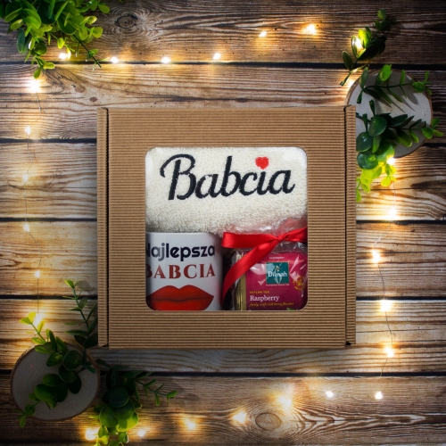 zestaw prezentowy na Dzień Babci KUBEK HERBATA I RĘCZNIK DLA BABCI 