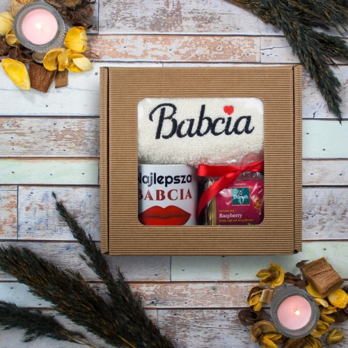 zestaw prezentowy na Dzień Babci KUBEK HERBATA I RĘCZNIK DLA BABCI 