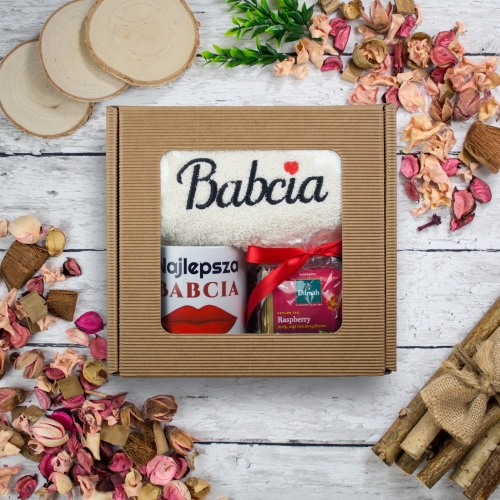 zestaw prezentowy na Dzień Babci KUBEK HERBATA I RĘCZNIK DLA BABCI 