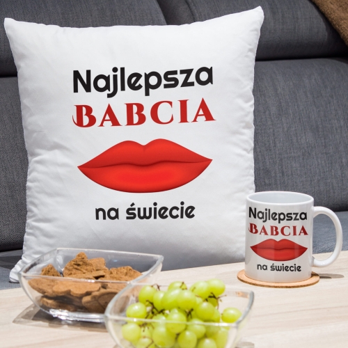 Kubek i poduszka na Dzien Babci elegancki prezent dla dziadków