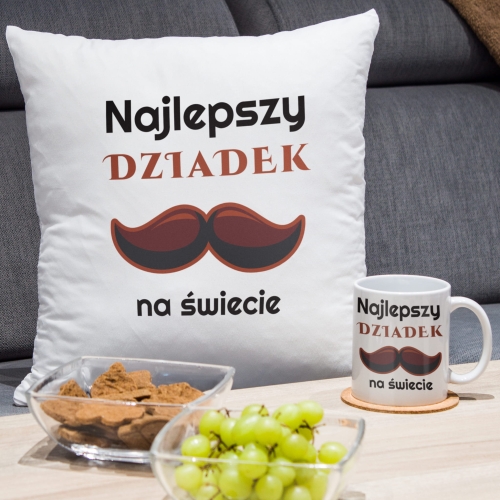 Kubek i poduszka na Dzien Babci elegancki prezent dla dziadków