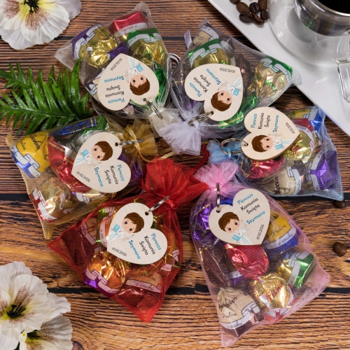 Podziękowania na komunię brelok serce z imieniem dziecka dla gości