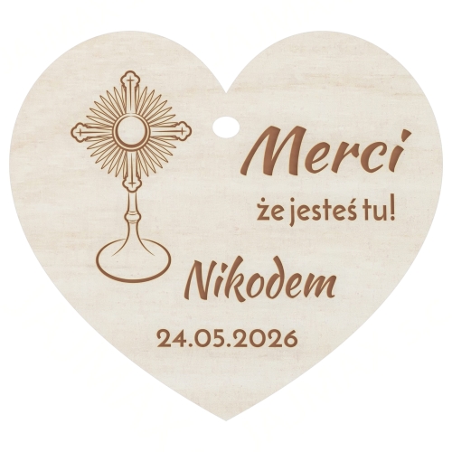 Prezent na komunię dla gości Merci z drewnianym sercem