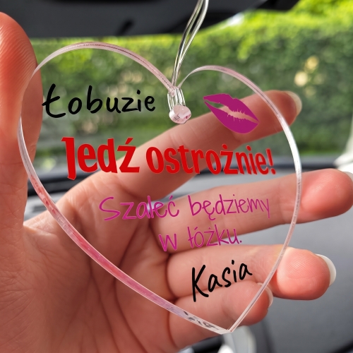 Prezent na Dzień Chłopaka i Walentynki dla Niego Zawieszka do Auta