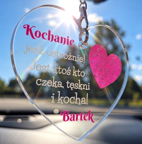 Prezent na Dzień Chłopaka i Walentynki Zawieszka Serce z Imieniem