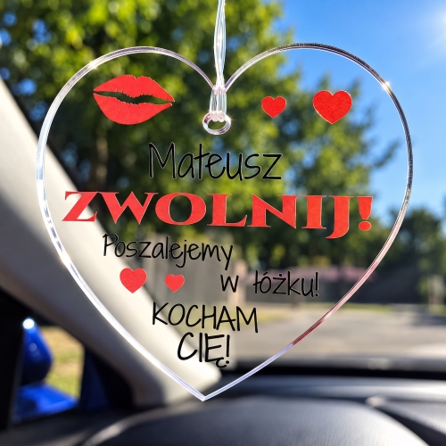 Akrylowa Zawieszka Zwolnij z Imieniem na Dzień Chłopaka i Walentynki