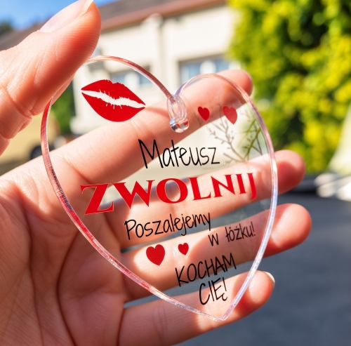 Akrylowa Zawieszka Zwolnij z Imieniem na Dzień Chłopaka i Walentynki