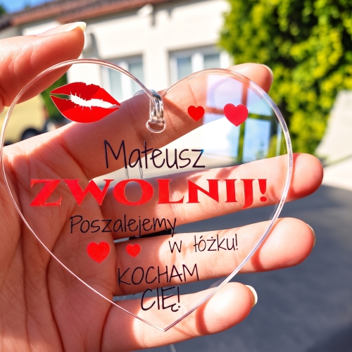 Akrylowa Zawieszka Zwolnij z Imieniem na Dzień Chłopaka i Walentynki