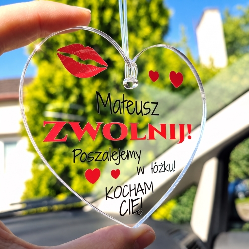Akrylowa Zawieszka Zwolnij z Imieniem na Dzień Chłopaka i Walentynki
