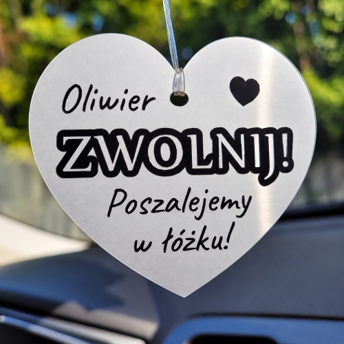 Srebrna Zawieszka Serce z Imieniem na Dzień Chłopaka i Walentynki