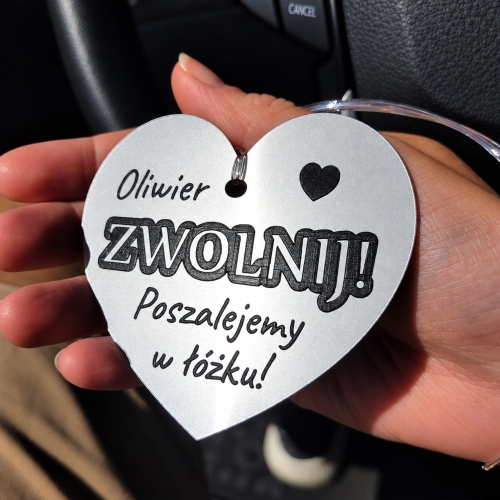 Srebrna Zawieszka Serce z Imieniem na Dzień Chłopaka i Walentynki