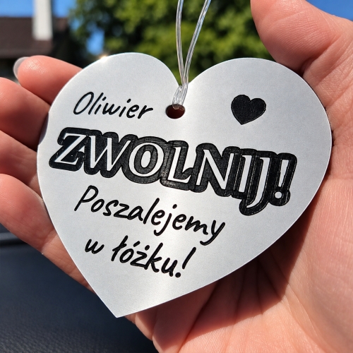 Srebrna Zawieszka Serce z Imieniem na Dzień Chłopaka i Walentynki