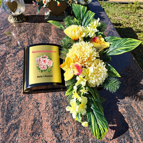 Księga na Grób z Motywem Kwiatów Personalizowana z Napisem