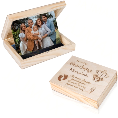 Pudełko na fotografie PREZENT NA CHRZEST dla dziecka grawer
