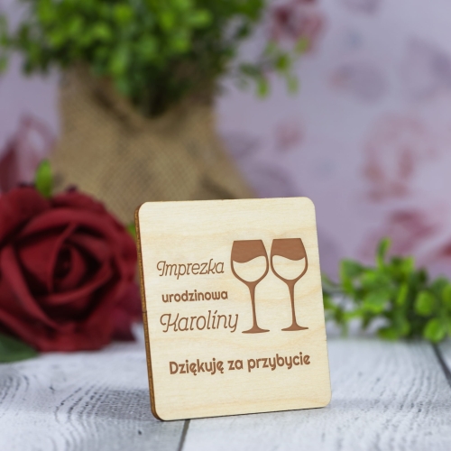 MAGNES kwadrat upominki dla gości na urodziny grawer