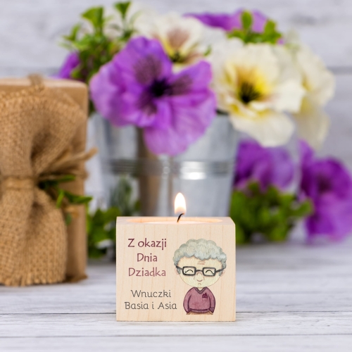 Drewniany świecznik na tealight upominek na DZIEŃ BABCI DZIADKA