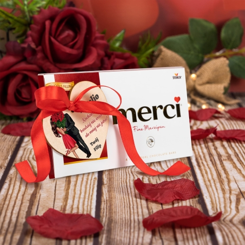 SŁODKI UPOMINEK NA WALENTYNKI czekoladki z sercem nadruk