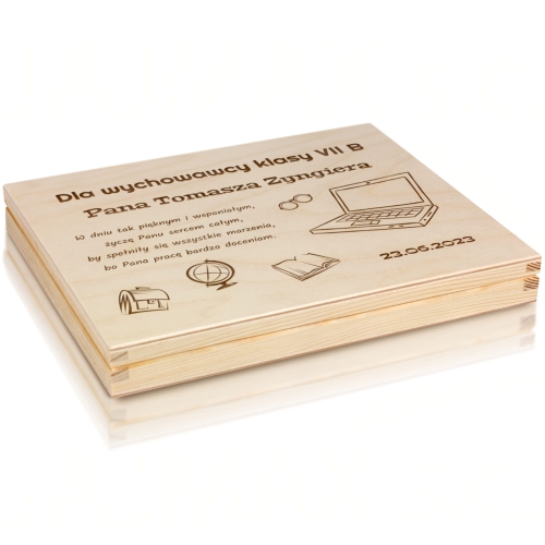 DREWNIANE PUDEŁKO prezent dla wychowawcy grawer