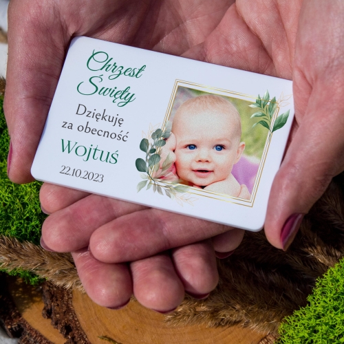 BIAŁY MAGNES ZE ZDJĘCIEM CHRZEST upominki dla gości