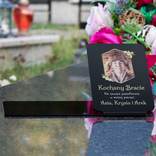 Czarna statuetka pod znicze OZDOBA NA GRÓB BRATA