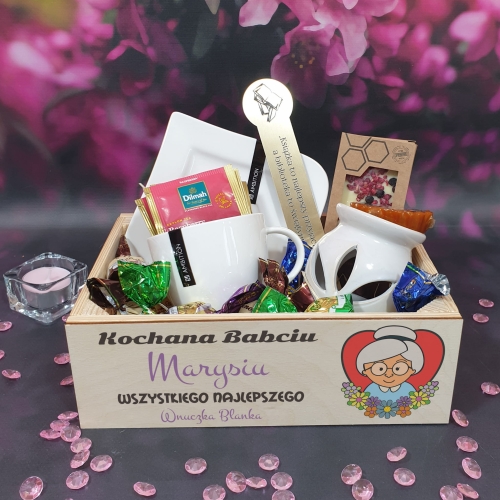 Wyjątkowy prezent na DZIEŃ BABCI KOSZ PREZENTOWY nadruk