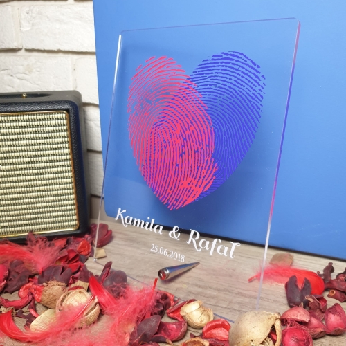 Statuetka FINGERPRINTS nadruk na szkle PREZENT NA WALENTYNKI