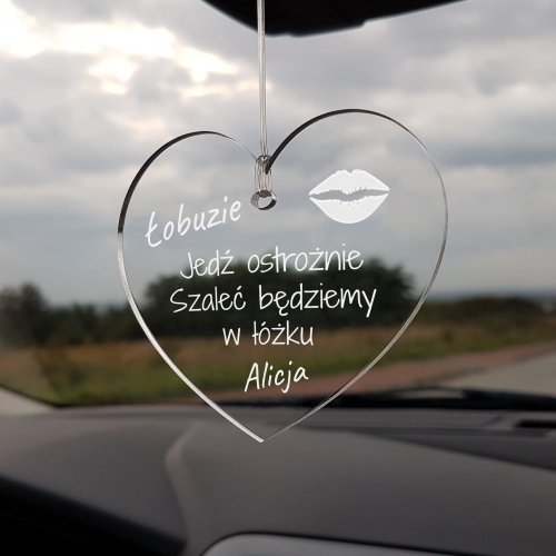 ZAWIESZKA DO AUTA pomysł na prezent dla chłopaka na Walentynki