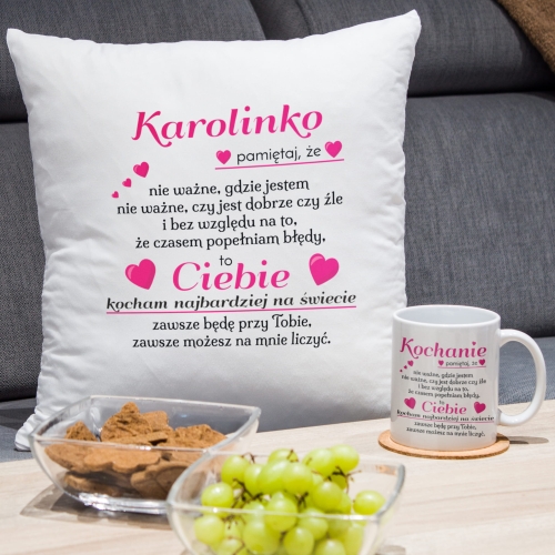 PODUSZKA KUBEK ZAWIESZKA SERCE pomysł na prezent na Walentynki imię