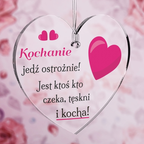 PODUSZKA KUBEK ZAWIESZKA SERCE pomysł na prezent na Walentynki imię