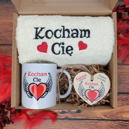 PREZENT DLA ŻONY NA WALENTYNKI NA ROCZNICĘ kubek ręcznik zawieszka