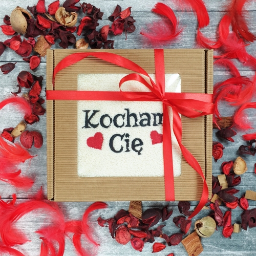 PREZENT DLA KOBIETY ręcznik haft Kocham Cię Walentynki Rocznica