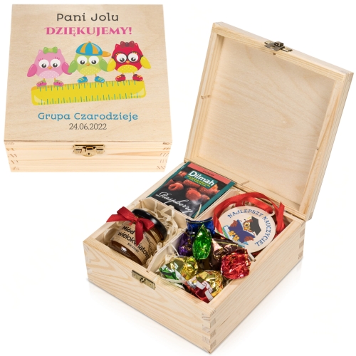 PUDEŁKO PREZENTOWE medal super nauczyciel miody praliny herbata